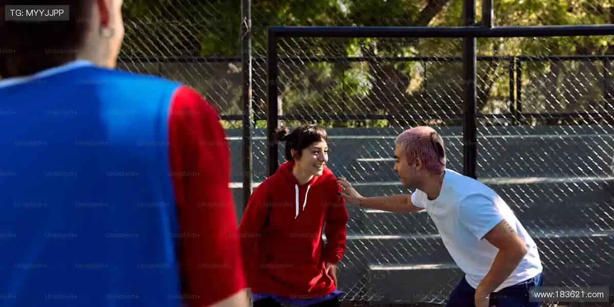 指尖滑动,精彩无限!📱 随时随地,畅享体育直播新体验!